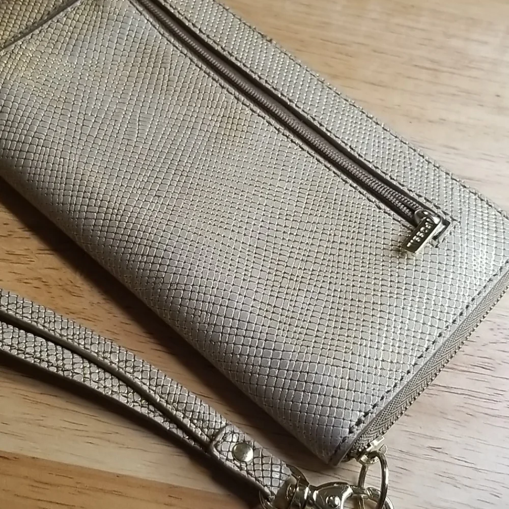 Fossil Wristlet Clutch Genuine Leather Retro Y2K Wallet Collectible